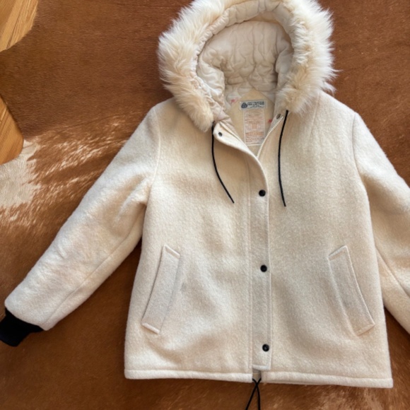 Vintage Hudson’s Bay HBC wool coat with shearling trim - Picture 1 of 9
